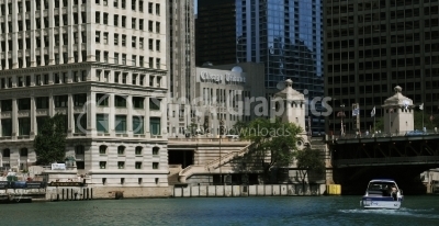 Chicago city in the summer time