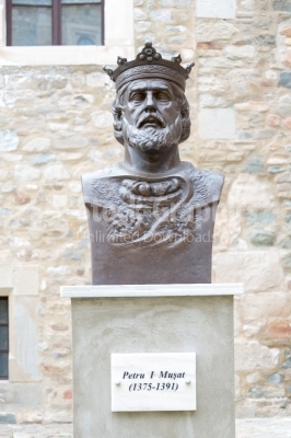 Torso statue of a military leader