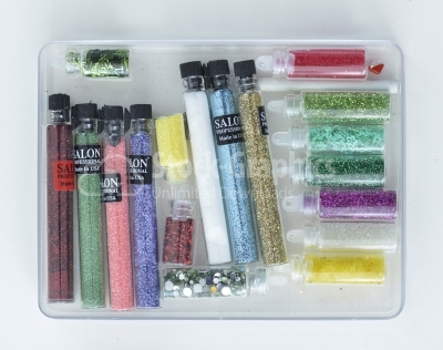 Tubes with professional colour pigment, closed-up